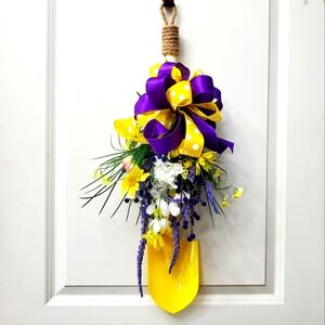 Floral Gardner Shovel Bouquet